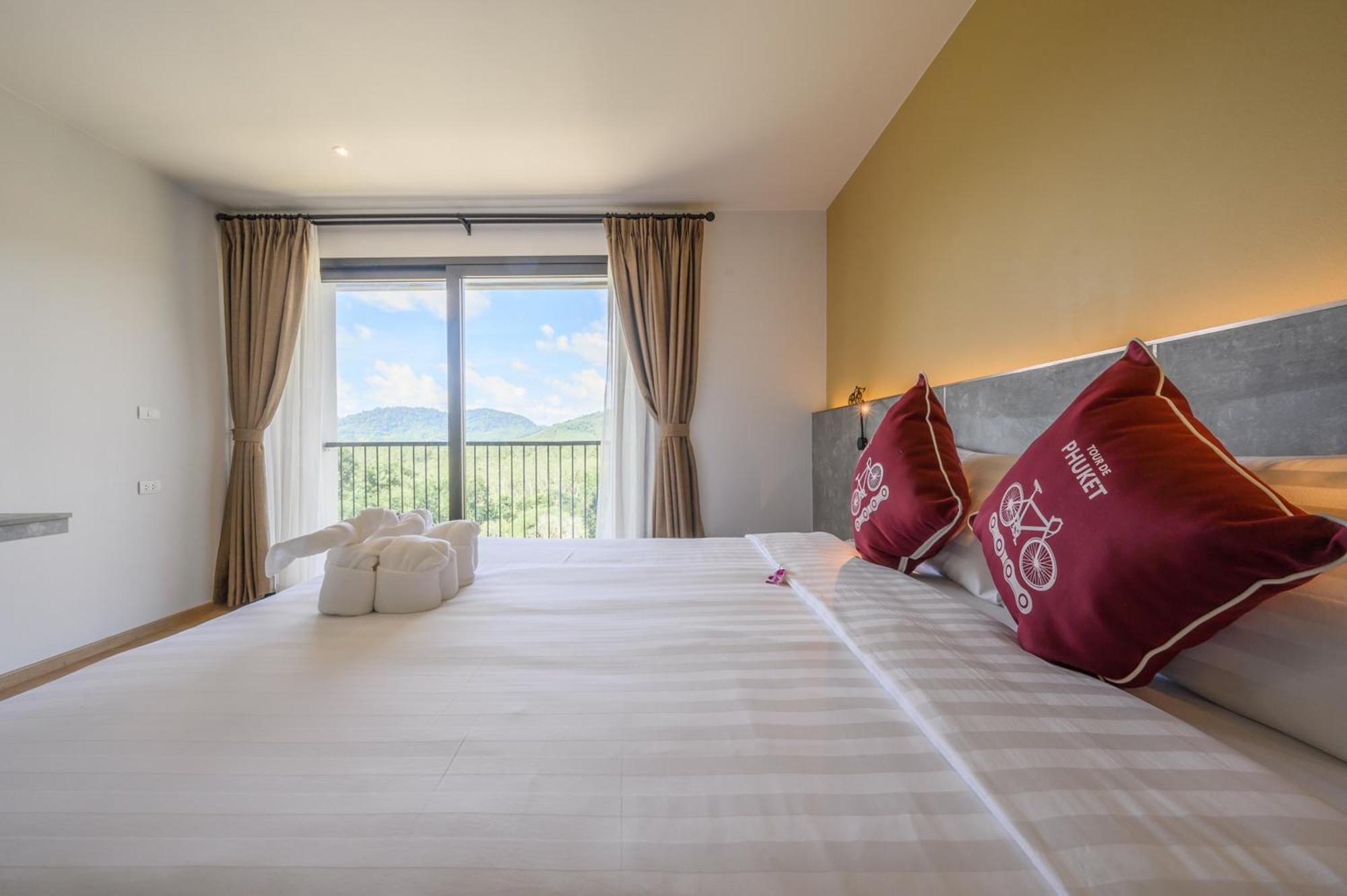 Tour De Phuket Hotel - Sha Plus 타랑 외부 사진