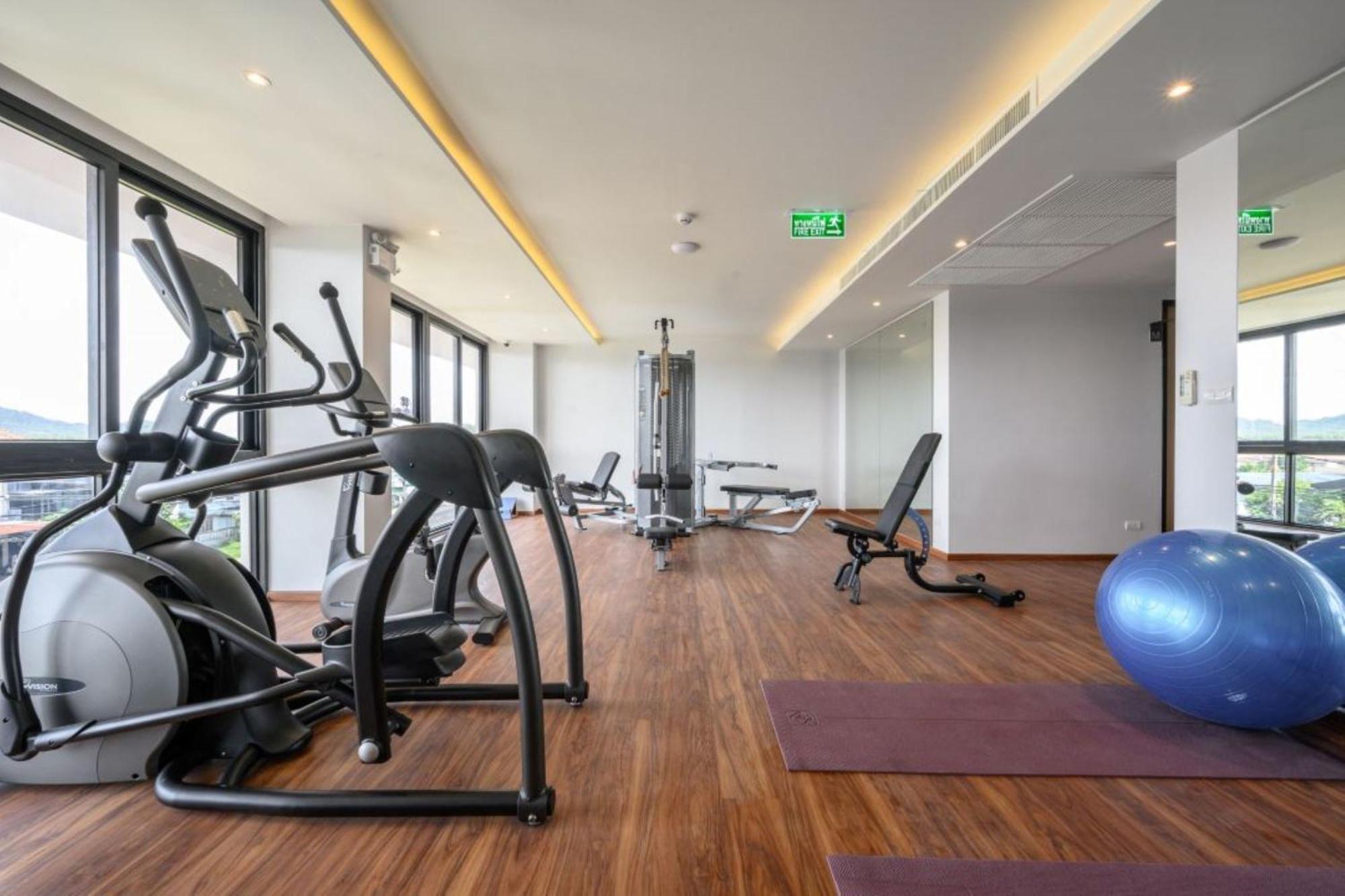 Tour De Phuket Hotel - Sha Plus 타랑 외부 사진