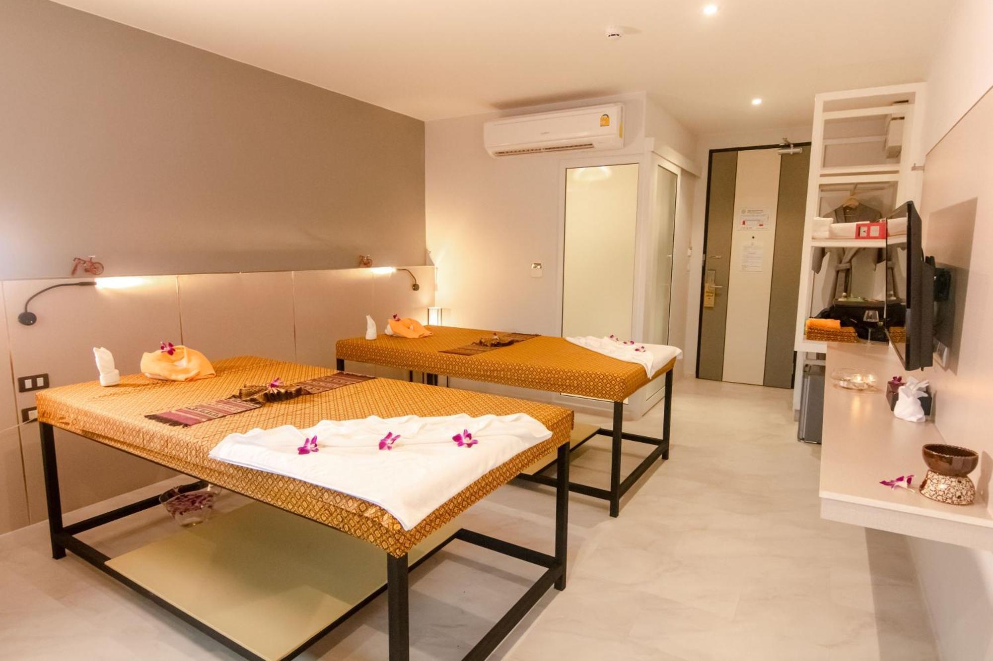 Tour De Phuket Hotel - Sha Plus 타랑 외부 사진